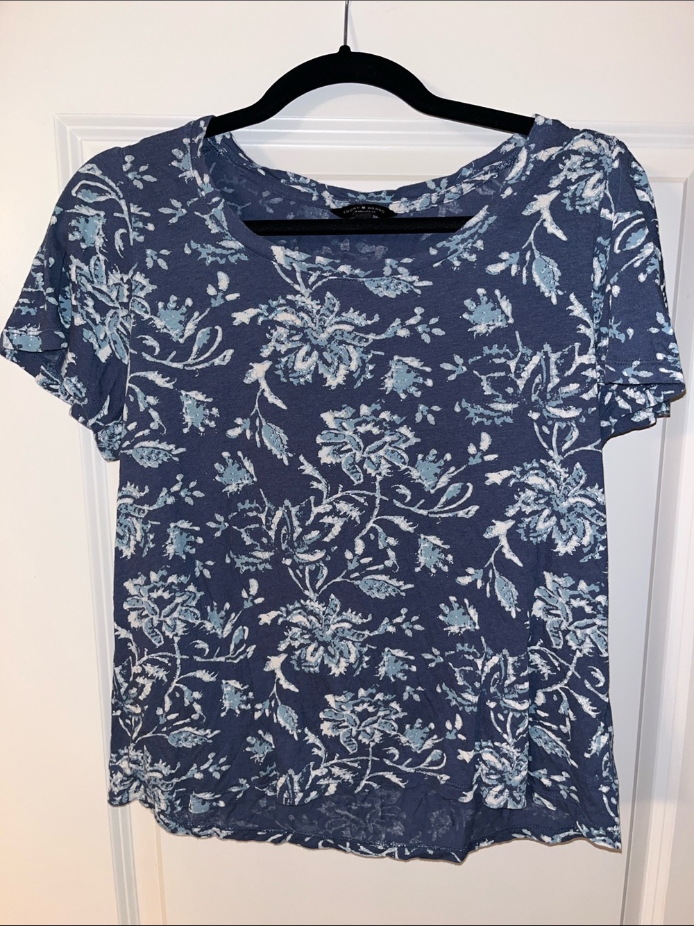 Lucky Brand Blue Floral Short-Sleeve Women's Tee (Size S/P)